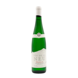 Bottle of Vin de la Neu 2021 by Nicola Biasi, highlighting its elegant and exclusive nature.